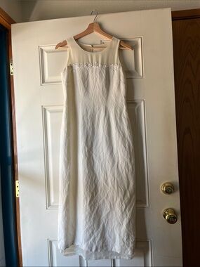 Jessica Howard Ivory Midi Dress